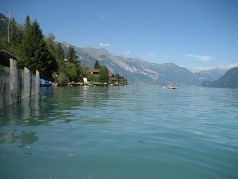 Brienzersee 009.jpg   16kb   26.03.2021 22:38:11